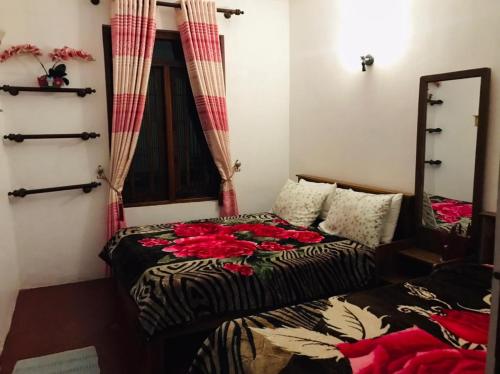 2 double beds