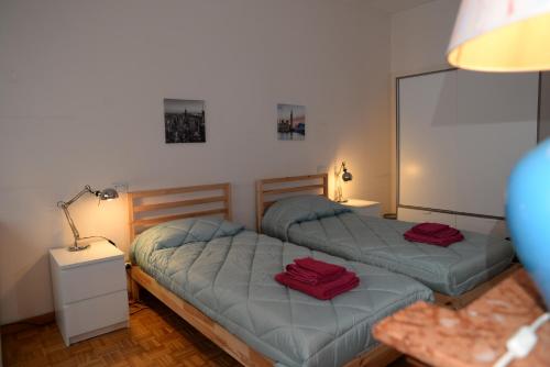 Emilios Home Entire Apartament up to 7 people - image 2