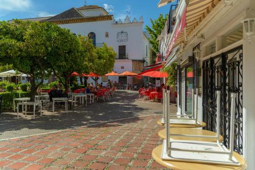 Dotări, Pension Aduar in Marbella