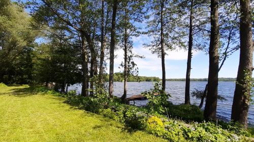 pludmale, Czarna Jachta - Na szlaku legend - - - - - Pokoje nad jeziorem in Kruklanki