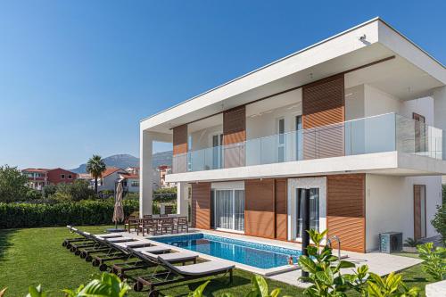 Villa Nia – khách sạn tại Kastel Gomilica