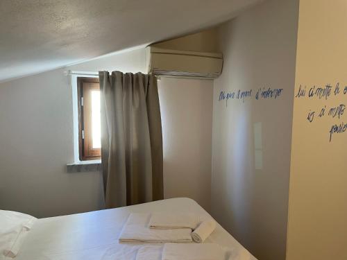  Confortevole camera matrimoniale a 500 mt dal mare in Marina di Carrara