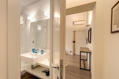 Trastevere Bright Apartment, Rom (Foto 4)