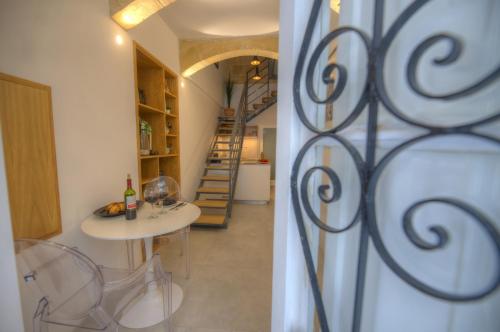 Cute and modern duplex apartment in ideal location RCAS1-1, Valletta (photo 8)