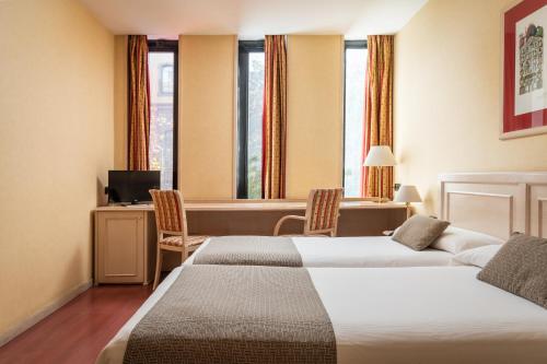 1 queen bed