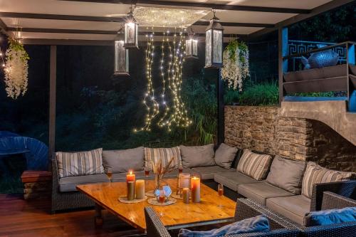 Ekam Villa by Vista Rooms