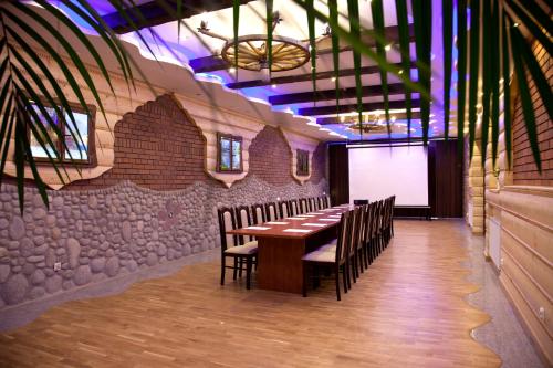Зручності, Hotel Prymus in Радом