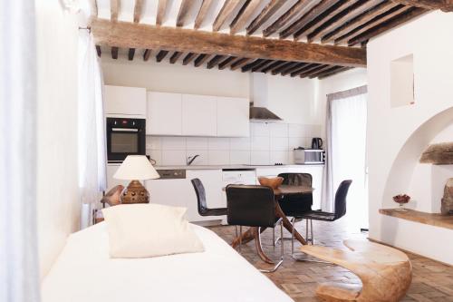 Hotel la Fete en Provence in Vaison-la-Romaine