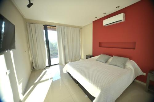 Double Room image 10