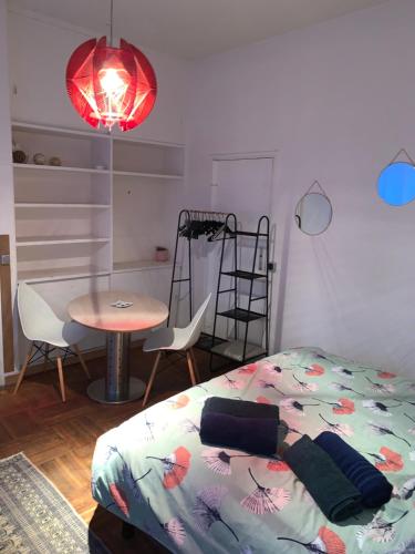Studio dans un écrin de verdure (Studio dans un ecrin de verdure) in Ля Порт Марлі