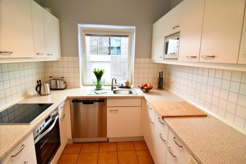 Facilities, Penthouse Hafenblick - private Sauna - Teil der HolidayEscapes Kollektion in Travemunde