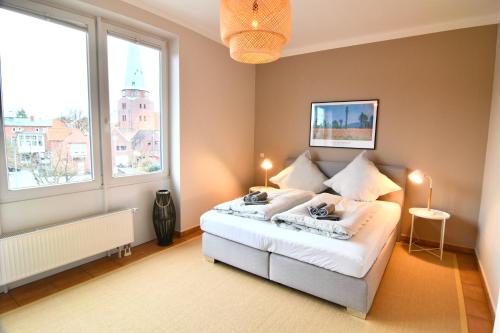 Penthouse Hafenblick - private Sauna - Teil der HolidayEscapes Kollektion in Travemunde