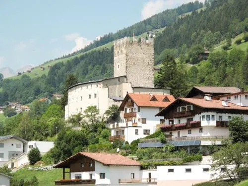 Apartment Burg Biedenegg- Heidenreich by Interhome in Fließ, Österreich
