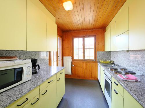  Apartment Rousserolles 4 by Interhome in Verbier