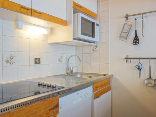 Apartment Les Tommeuses - Val Claret-19 by Interhome