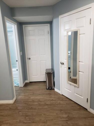 Cozy Two Bedroom Guest Suite in NW