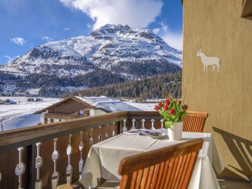 Apartment Chesa La Sajetta 12 by Interhome in Silvaplana