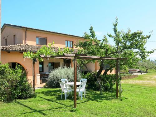  Apartment Villa Elster-7 by Interhome in 65010 Collecorvino