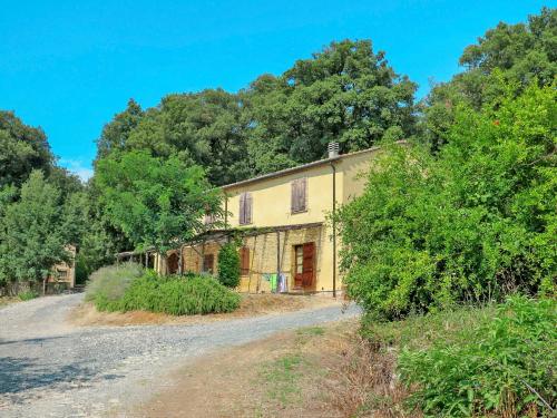  Apartment Sughera by Interhome, Pension in Serrazzano
