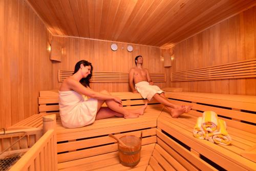 Sport- und Familienhotel Riezlern - image 2