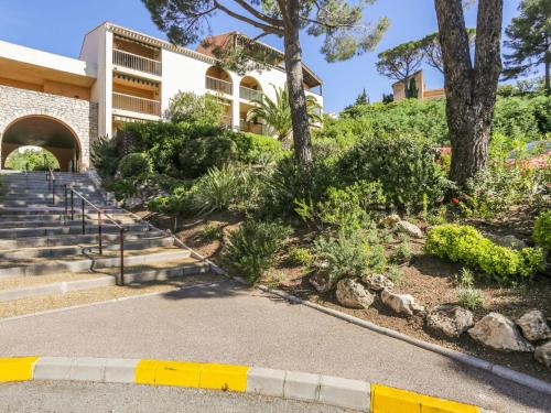 Apartment La Gaillarde-1 by Interhome near Le Polynesia Beach