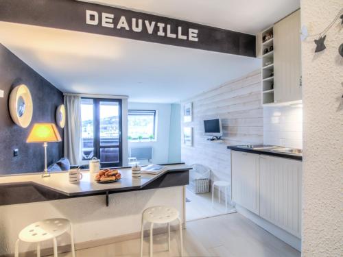 Studio Les Marinas-10 by Interhome 3