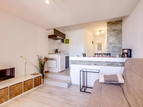 Studio Les Marinas-9 by Interhome Studio Les Marinas-9 by Interhome