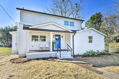 Chic St Marys Home, 2 Blocks from Riverfront in Saint Marys, USA