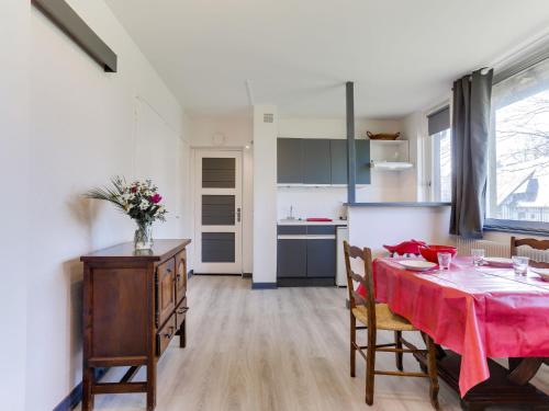 Apartment Les Hauts de Deauville-1 by Interhome