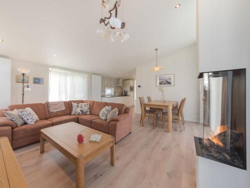  Holiday Home Water Resort Oosterschelde - huisnr- 93 by Interhome in Wemeldinge