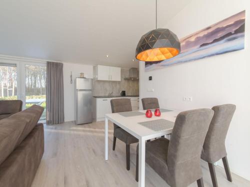  Holiday Home Ruisweg 103 by Interhome in Wemeldinge
