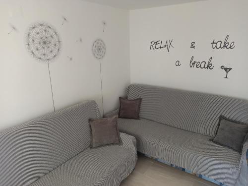 1 double bed, 2 sofa beds