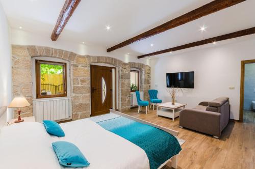 Villa Valentina - Luxurious holiday for 9 people with xxl pool and whirpool in 巴里比