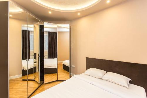 Elegant 2bdr Apartment with a Balcony, Sofia (Foto 8)