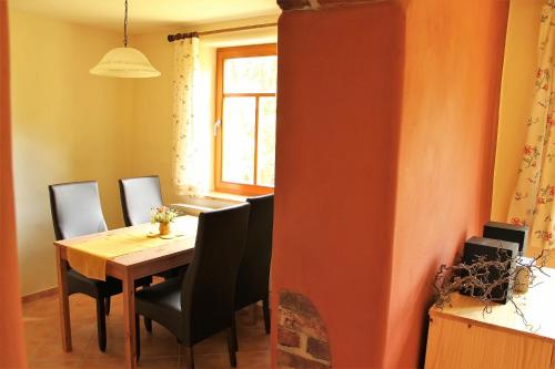 Pension 'Am Vogelherd' - Apartment - Schleiz