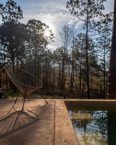 Cabaña de lujo moderna con Alberca climatizada Mazamitla bosque 1