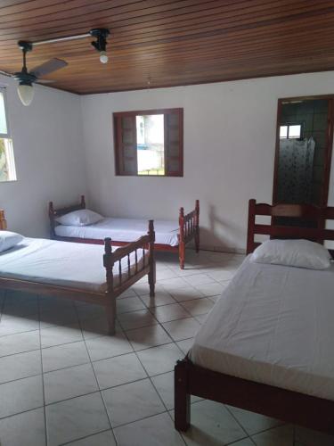 Bed in 6-Bed Mixed Dormitory Room room in Guesthouse da Barra