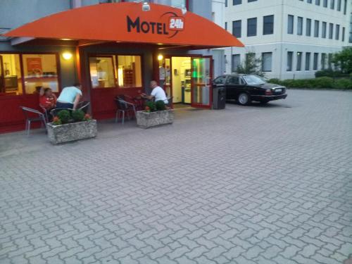 Motel 24h Hannover - image 3
