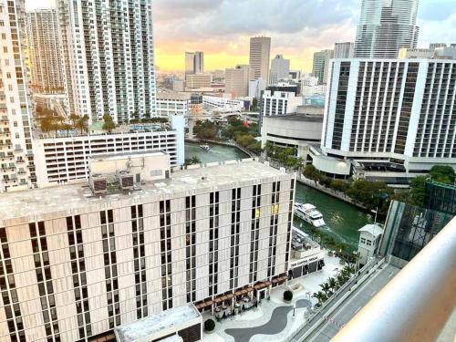 Downtown Miami Condo at the W - ICON Brickell