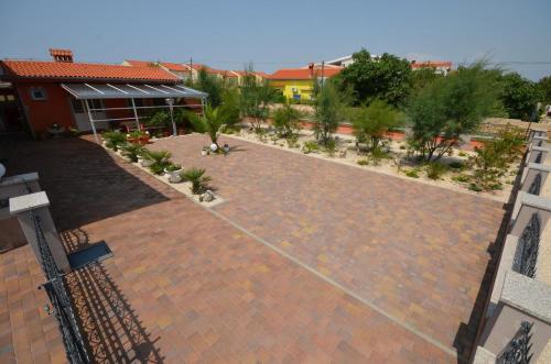 Apartments with parking space Vir - 18562, Вир (фото 8)