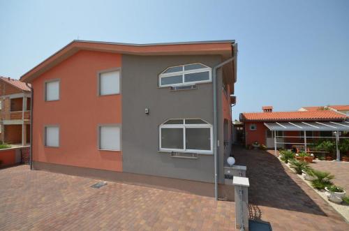 Apartments with parking space Vir - 18562, Вир (фото 10)