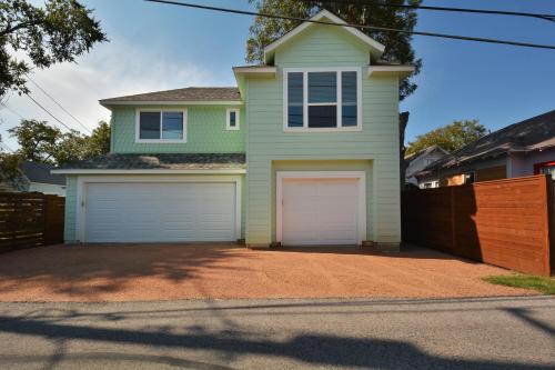 Willow House Unit B in Austin, USA