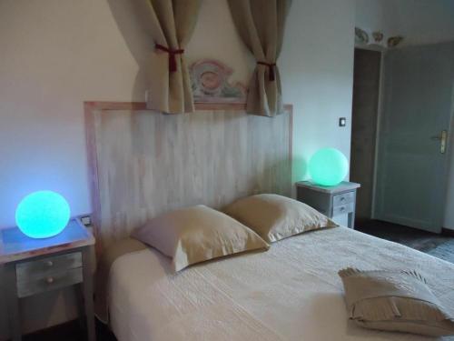 Gîte Sainte-Suzanne-et-Chammes 3 pièces 4 personnes - FR-1-600-179 - image 7