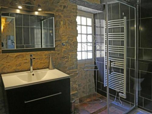 Gîte Sainte-Suzanne-et-Chammes 3 pièces 4 personnes - FR-1-600-179 - image 10