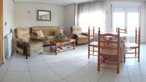 Hostal Sol Naciente - image 2