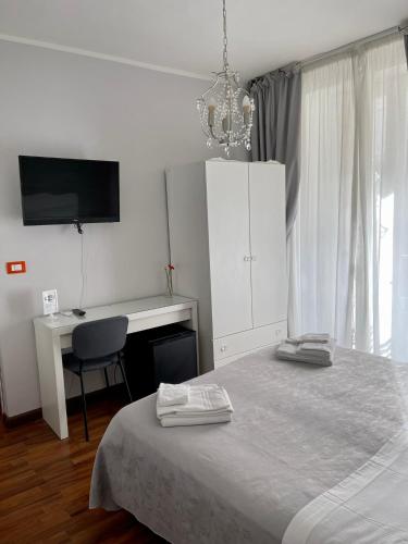 Comfort Double or Twin Room image 7