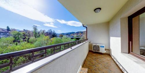 Troyan Plaza Hotel - image 4