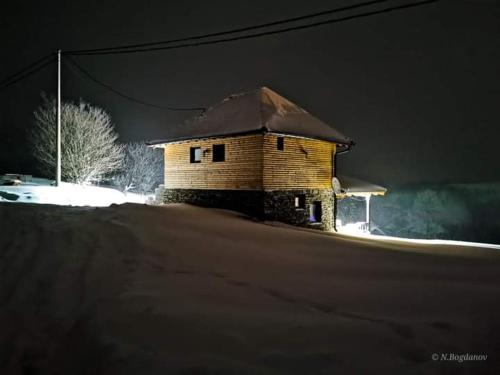 Etno kuća Ostrvica