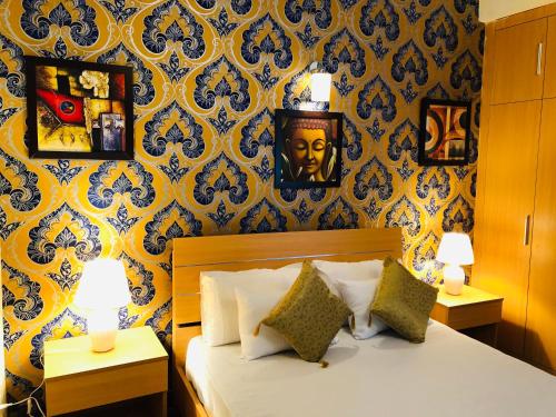 Gulmohar Service Apartment
