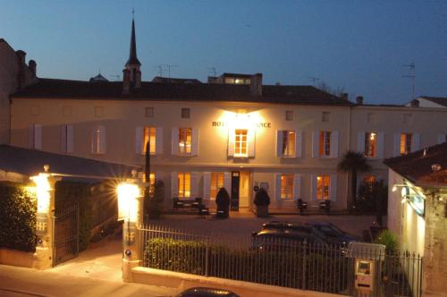 Hôtel de France hotel Lalande-de-Pomerol